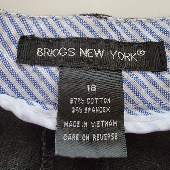 𝅺Briggs New York Black Chino Trousers Size 18 EUC - Picture 4 of 8